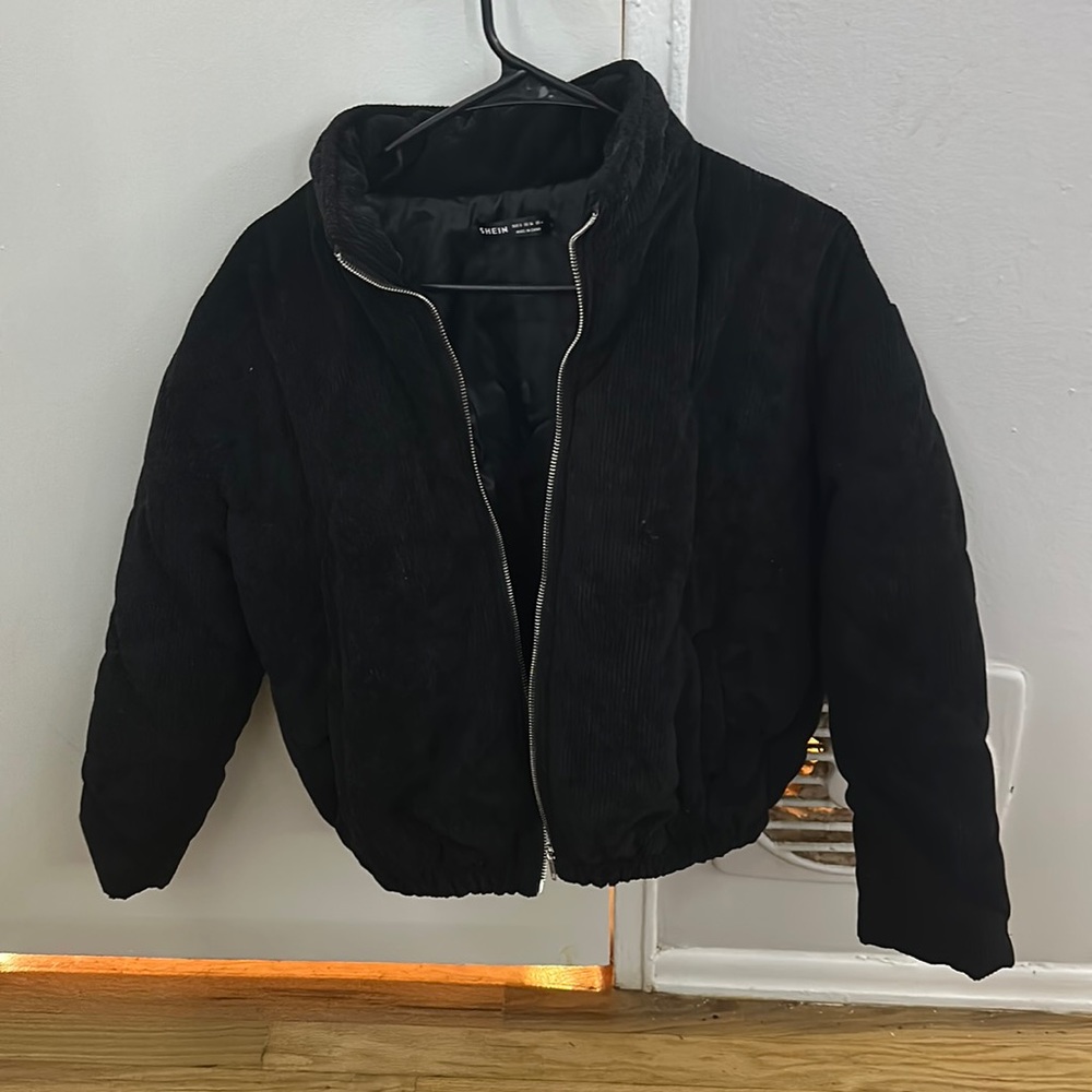Small Black Puffer Jacket